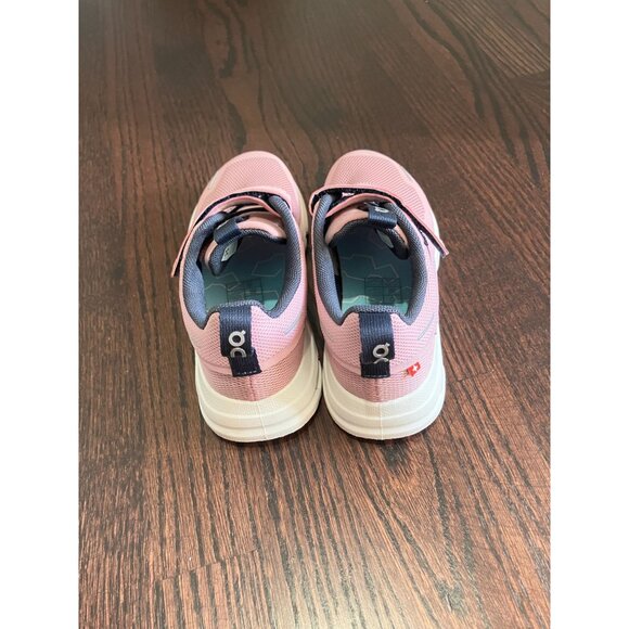 On Cloud Play Kids Running Athletic Sneakers, Pink, Kids 11.5, As New - Picture 5 of 6